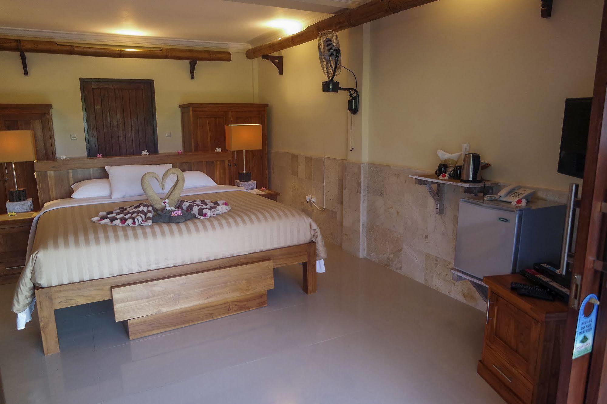 Rinjani Lodge Senaru Exterior photo