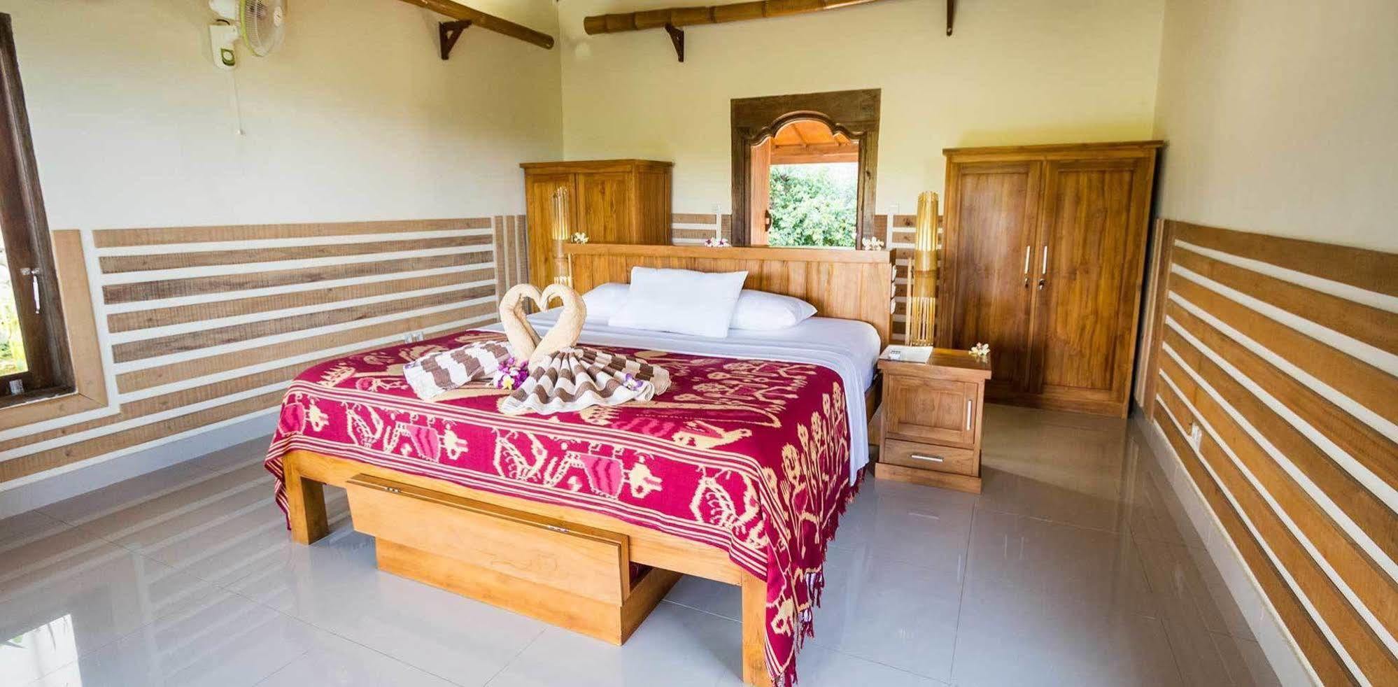 Rinjani Lodge Senaru Exterior photo