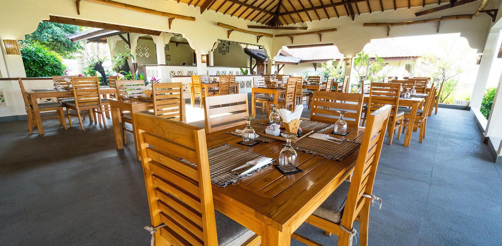 Rinjani Lodge Senaru Exterior photo